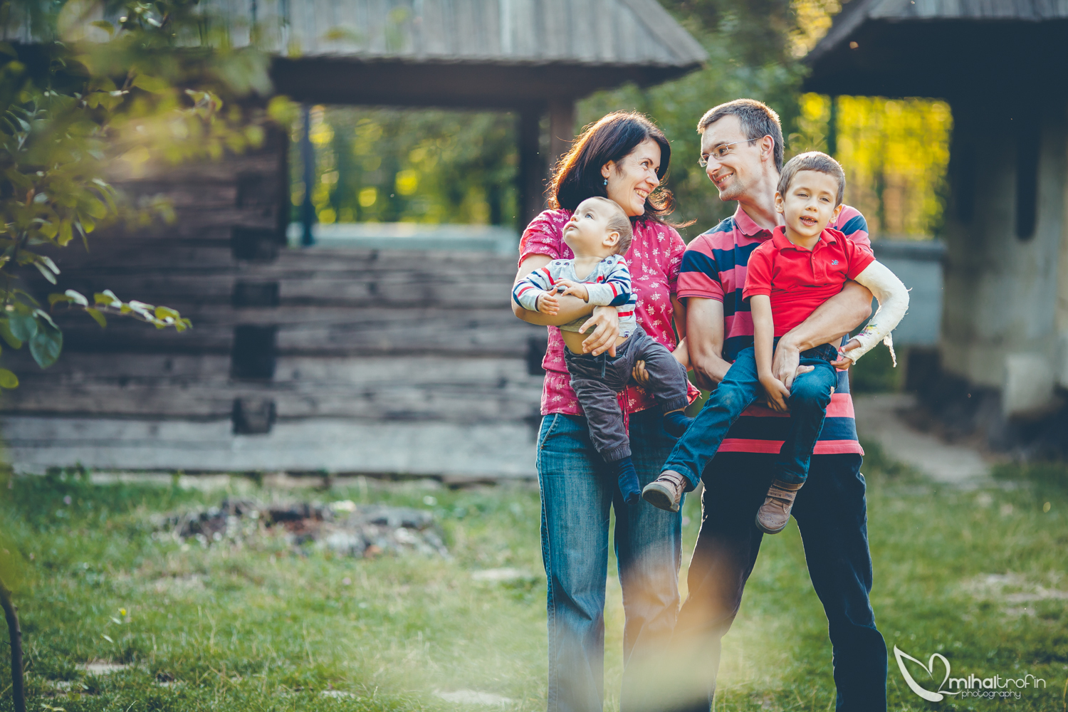 Sesiune foto de familie Bucuresti , Fotograf de nunta Bucuresti , Fotograf de nunta Piatra Neamt, Fotograf de nunta Brasov www.mihaitrofin.ro