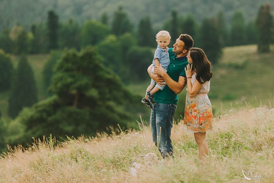 sesiune-foto-de-familie-bucuresti-piatra-neamt-brasov-mihai-trofin-fotograf-www-mihaitrofin-ro-34